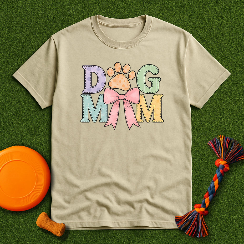 Dog Mom Graphic T-Shirt