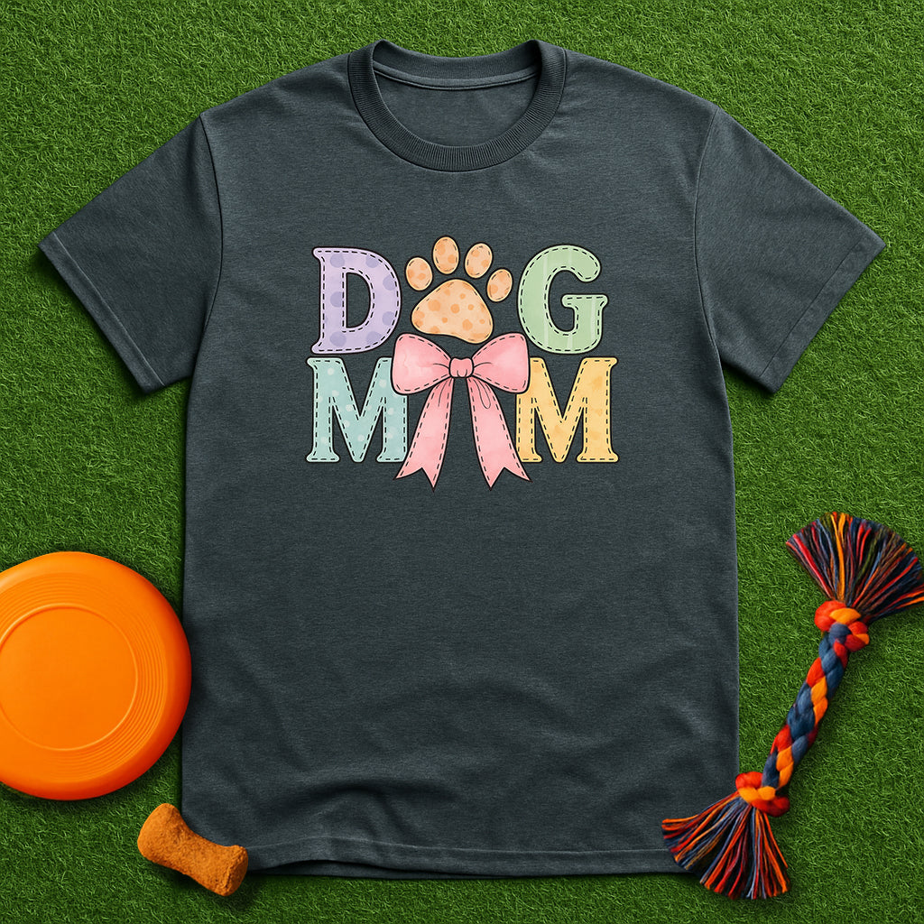 Dog Mom Graphic T-Shirt