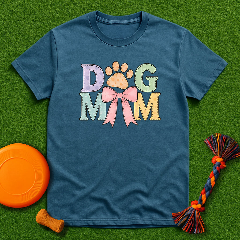 Dog Mom Graphic T-Shirt