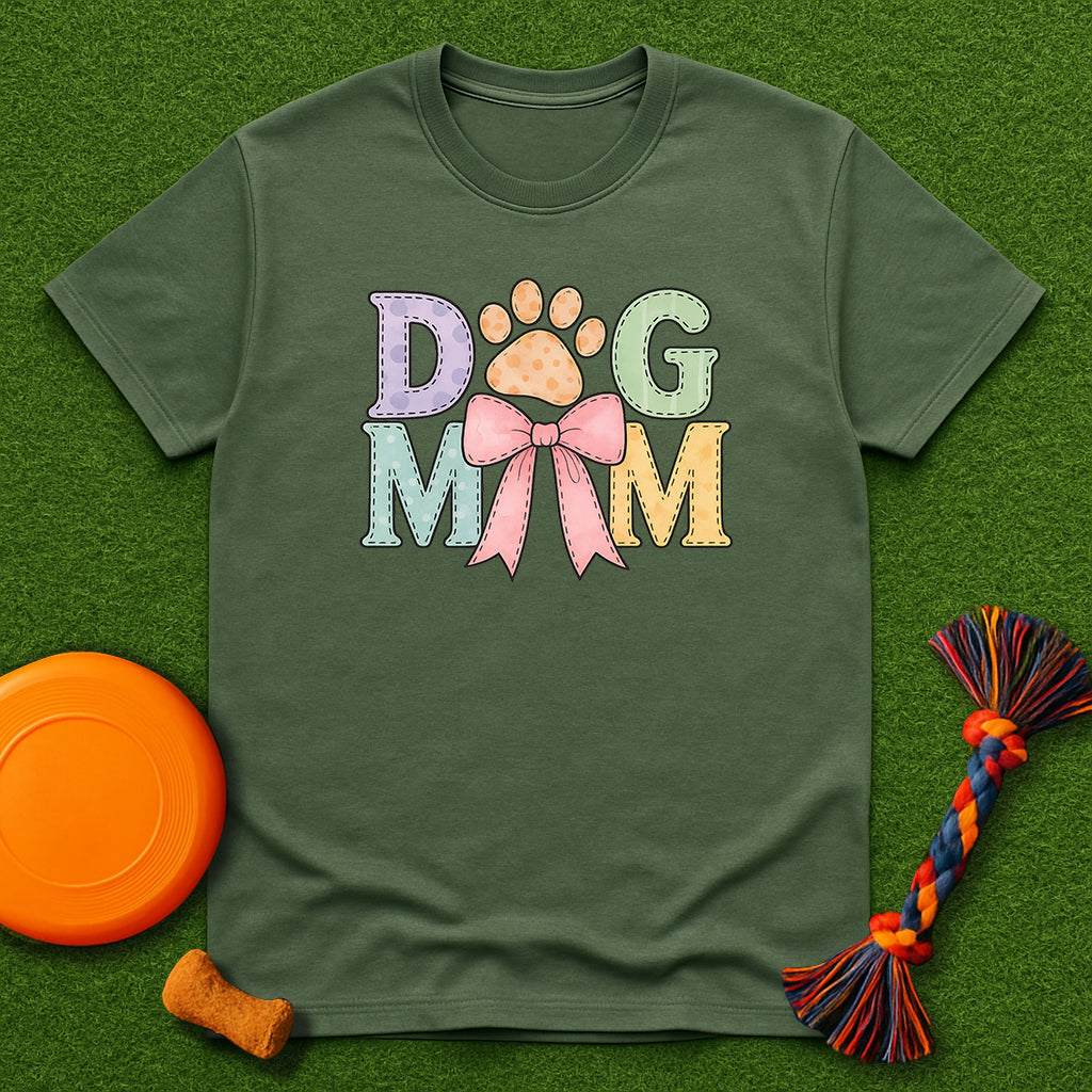 Dog Mom Graphic T-Shirt